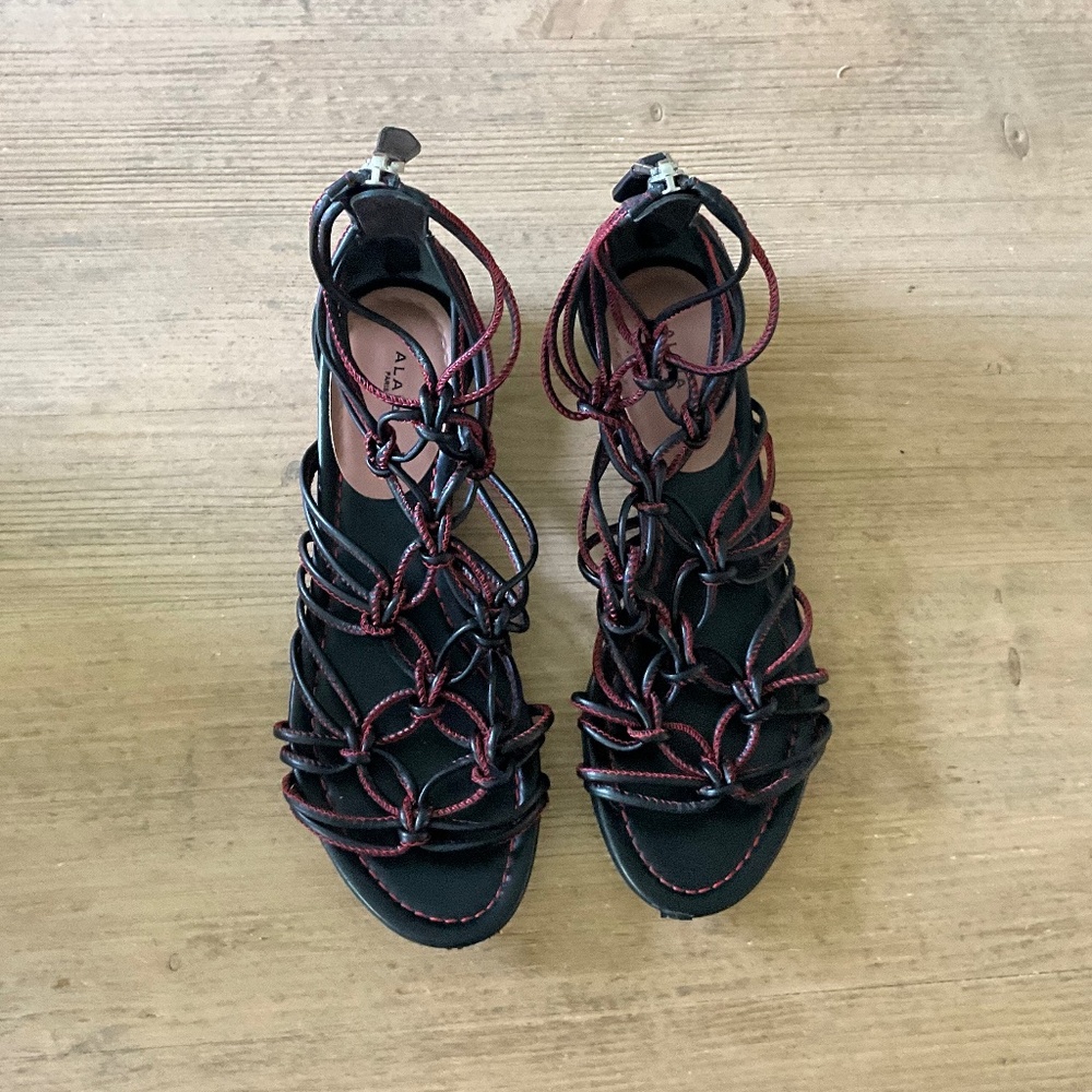 ALAIA Paris Black and Red Woven Gladiator Sandals Size 36 1/2